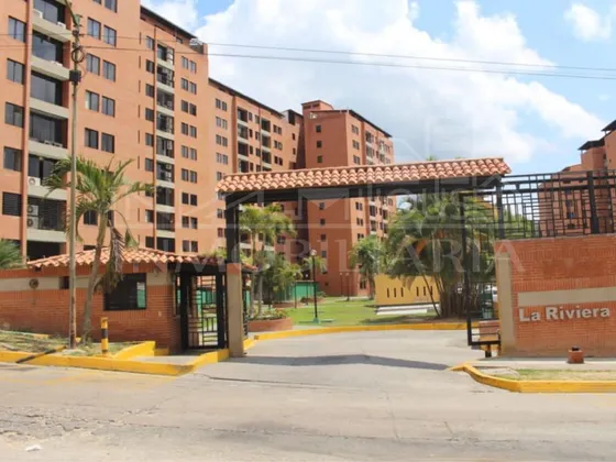 Apartamento En Venta En La Urbanización Colinas De La Tahona Caracas