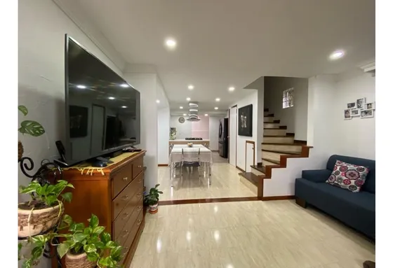 Venta De Casa En Calasanz, Excelente Ubicacion. 