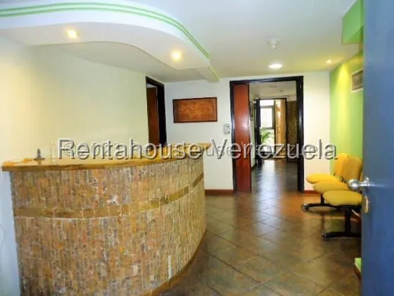 Extraordinario Local En Alquiler Mls 25-10471 La Castellana