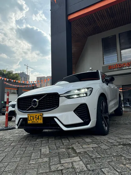 Volvo Xc60 2.0 T8 Awd Inscription Hibrido