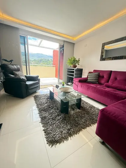 Xv, La Arboleda Alquiler Apartamento   Zona:  Avenida Ferrero Tamayo  