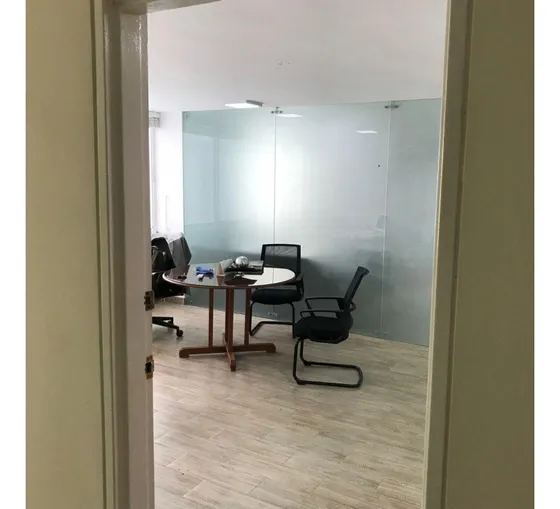 Venta De Oficina De 42mt2 En El Centro De Cali, 6893.