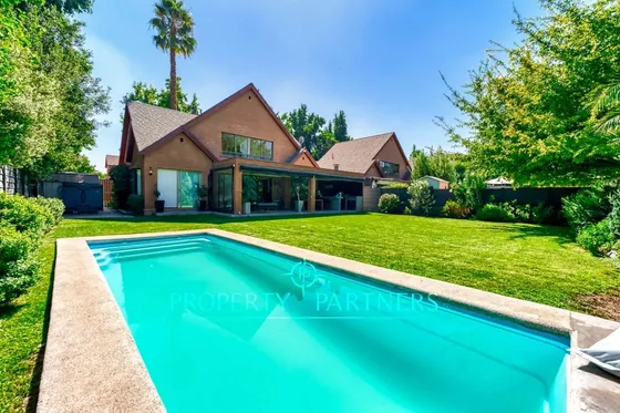 Las Brisas Norte. Impecable Casa Con Lindo Jardín ...