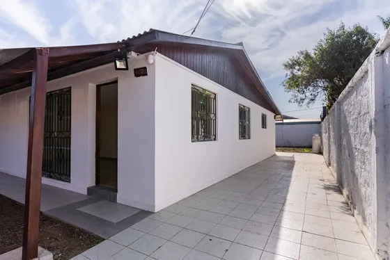 Vende Casa Remodelada En Ñuñoa, Calle Socaire.