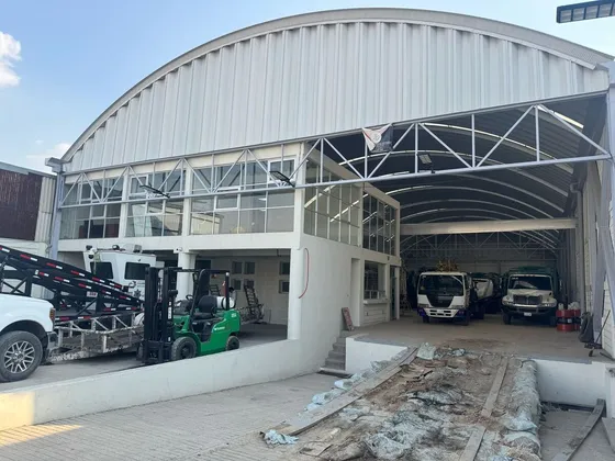 Bodega En Venta, Zona Oriente, 2,000 M2