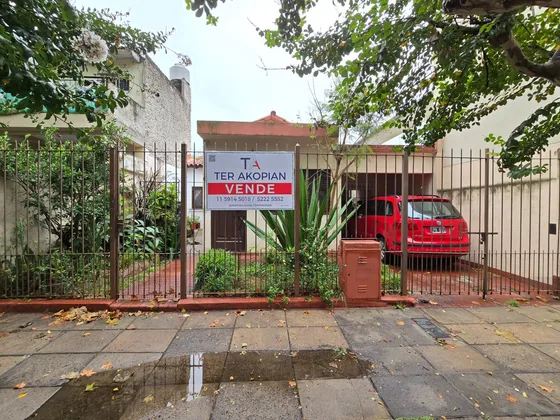 Chalet En Venta En Villa Sarmiento