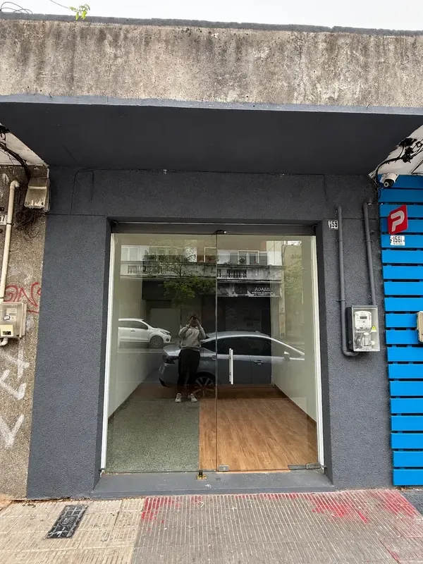¡oportunidad! Local Gastronómico De 36 M2 En Zona De Alto Flujo De Gente. Ideal Para Pizzería, Hamburguesería, Cafetería O Rotisería. Se Ofrece En Traspaso Por Anda, · Foto 1