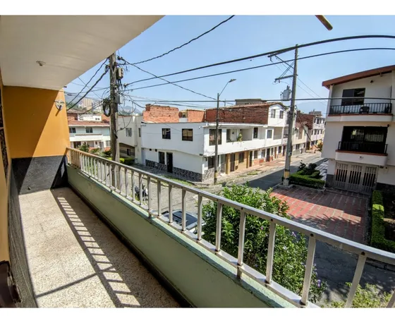 Casa En Venta En Santa Lucia Medellin