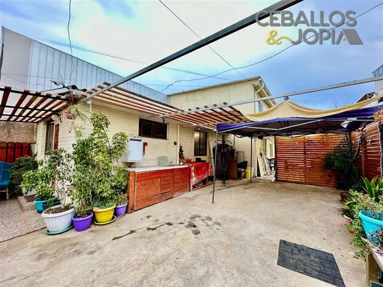 Casa En Venta De 4 Dorm. En Quilpué