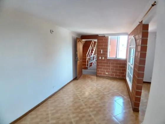 Apartamento Para Arriendo En Medellin Sector La Floresta (20741).