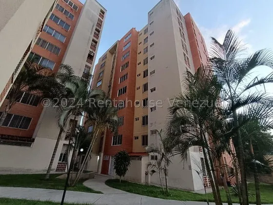 Rz Vende ¡confort Y Seguridad Garantizados En Este Apartamento Ubicado En Un Exclusivo Conjunto Residencial! Disfruta De Áreas Sociales Y Un Ambiente Tranquilo. ¡contáctanos! 25-2012 Jun17