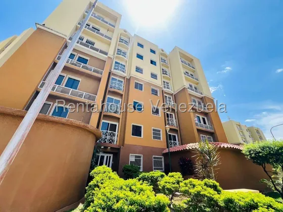 Apartamento En Alquiler, Conj Res Los Roques, Av Intercomunal Turmero-maracay Jecg 25-0736