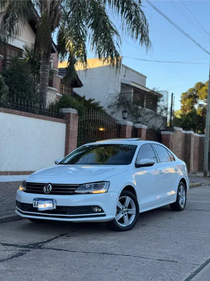 Volkswagen Vento 1.4 Highline 150cv At