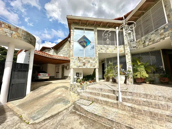 Casa En Venta Urb Arunachala, Av Ula A.ch