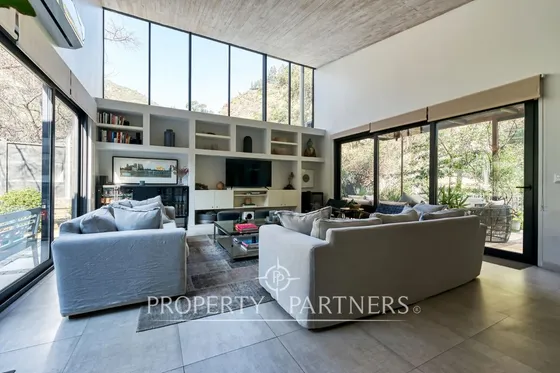 Preciosa Y Moderna Casa En El Arrayan, A Menos De ...