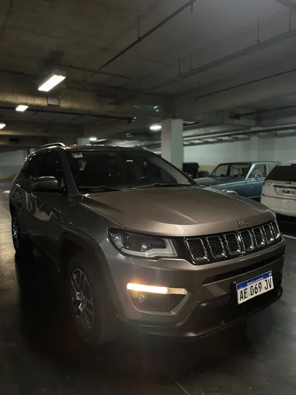 Jeep Compass 2.4 Sport At