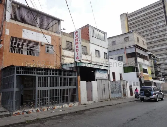 Rah Chacao Vende Casa Catia 24-7133