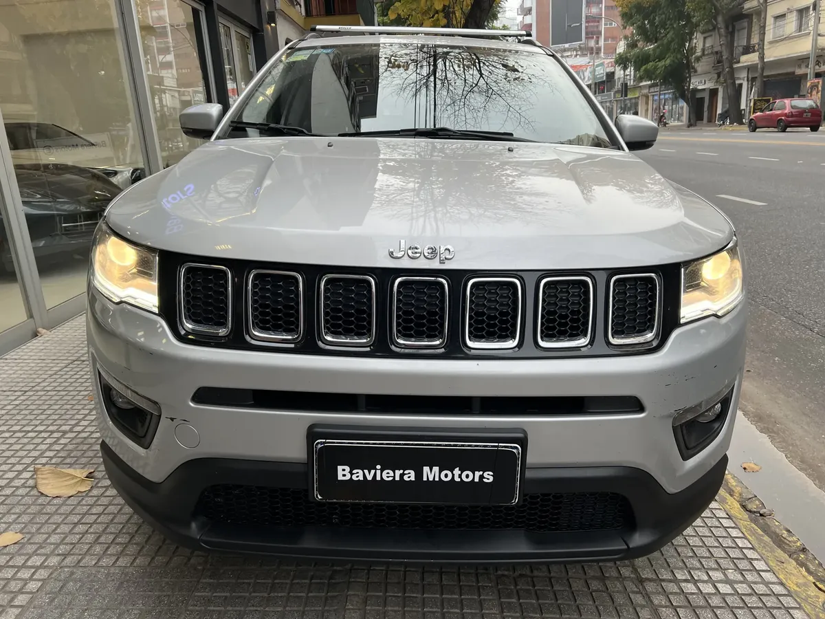 Jeep Compass 2.4 Longitude Plus 4X45160120891434803210