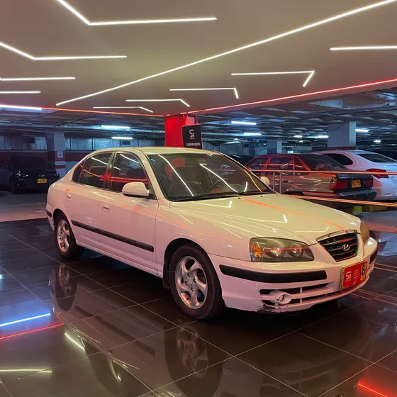 Hyundai Elantra 2.0 Gls 5p