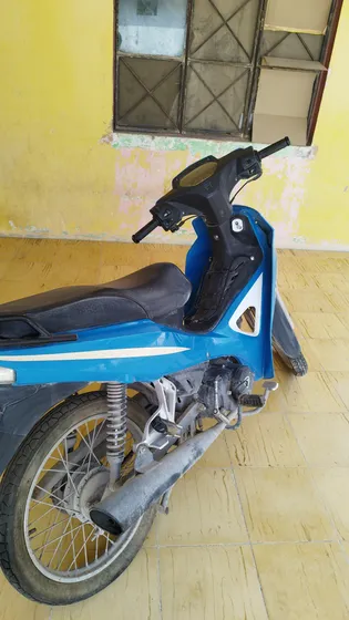 Italika 110 Color Azul Semiautomática