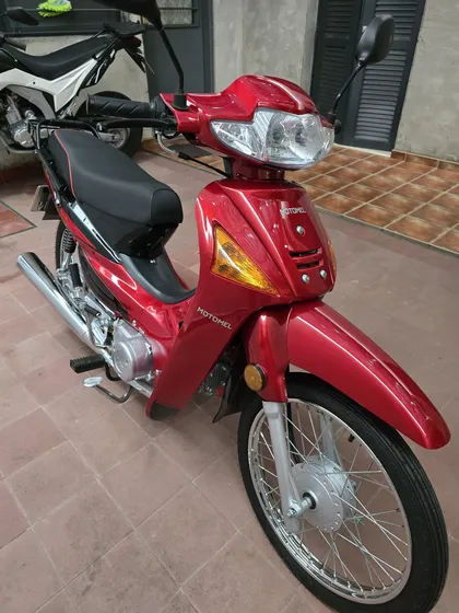 Motomel Dlx 110. Patentada Año 2023