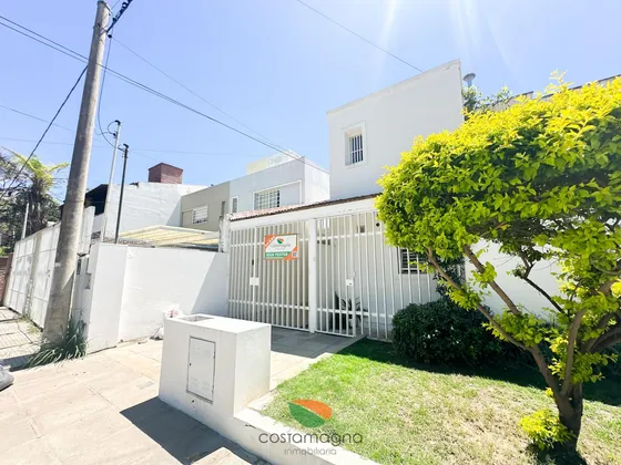 Casa Planta Baja Mas Departamento- Excelente Ubicación