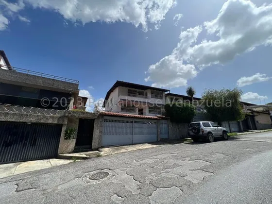 Se Vende Casa En El Marques Mls #24-2055