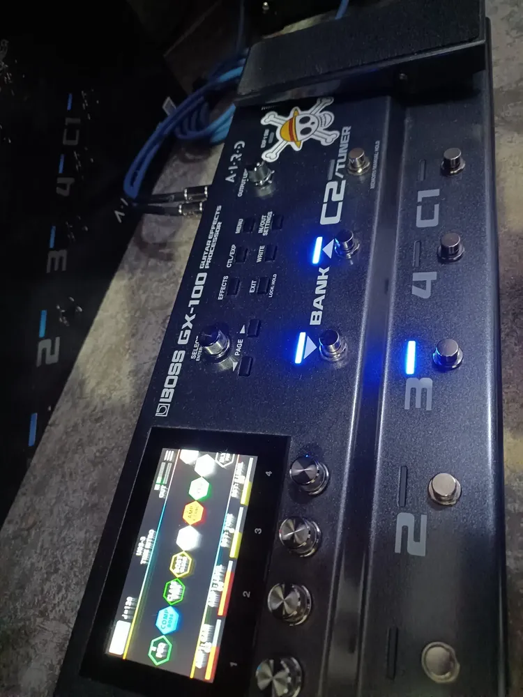 Pedal de efecto Boss Guitar Effects Processor GX-100 negro
