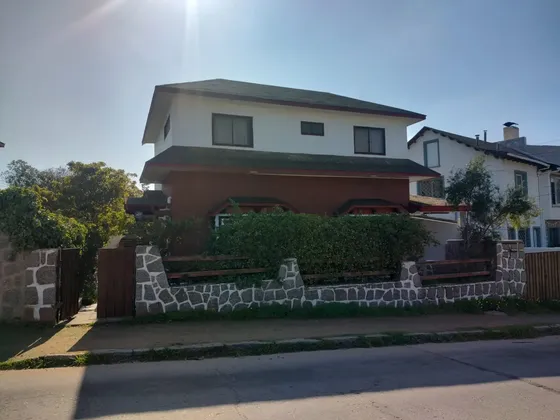 Casa A 1 Cuadra Playa. Capac 10 Personas