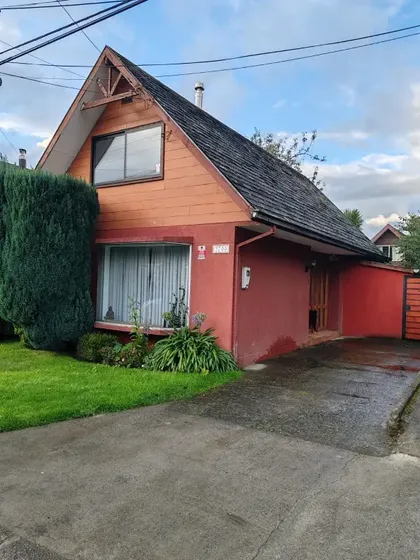 Cómoda Y Práctica Casa En Ideal Sector Residencial 