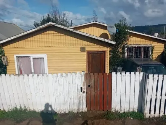 Casa En Venta De 3 Dorm. En Carahue
