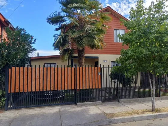Espacio Y Comodidad! Gran Casa En Rauquén, Curicó
