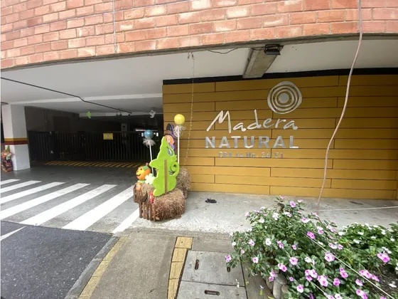 Vendo Apartamento En La Unidad Madera Natural 49.5 M2