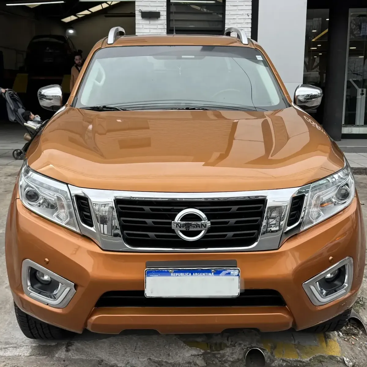 Nissan NP300 2.3 Frontier Le Cd 4x4 At