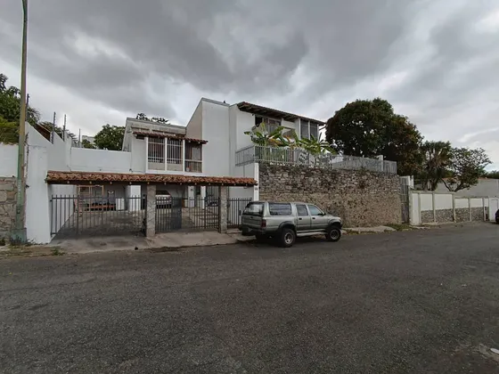 Casa En Cumbres De Curumo 