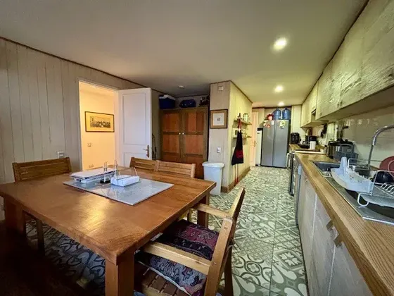 Departamento Remodelado Integrando Cocina A La Vida Familiar