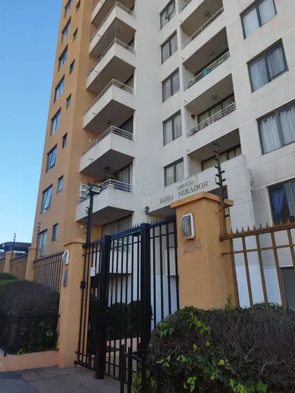 Departamento 2d 2b En Condominio Seguridad 24 Horas