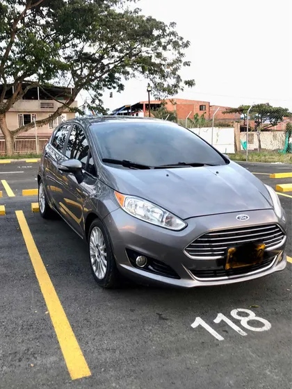 Ford Fiesta 1.6 Hatchback Titanium
