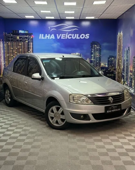 Renault Logan Expression Hi-flex 1.6 8v 4p