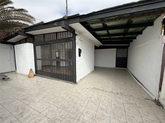 Casa En Venta De 4 Dorm. En Antofagasta