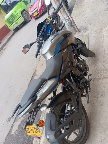 Ns 160 Ug Barras Invertidas Con 2mil Km Esta Como Nueva