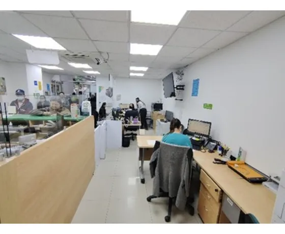 Local En Venta, Sector Las Americas, Excelente Ubicacion