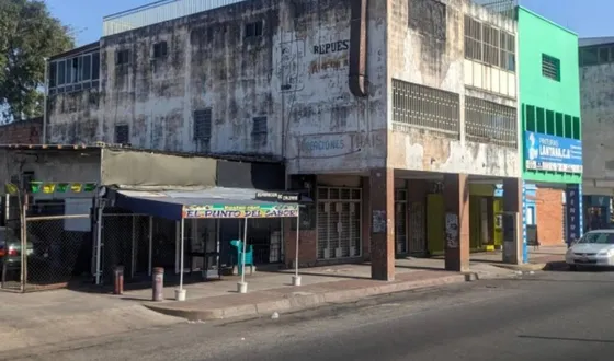 Venta Edificio Comercial En Santa Rosa, Avenida 100 Bolívar Sur Las Ferias Cod 286873 Erl