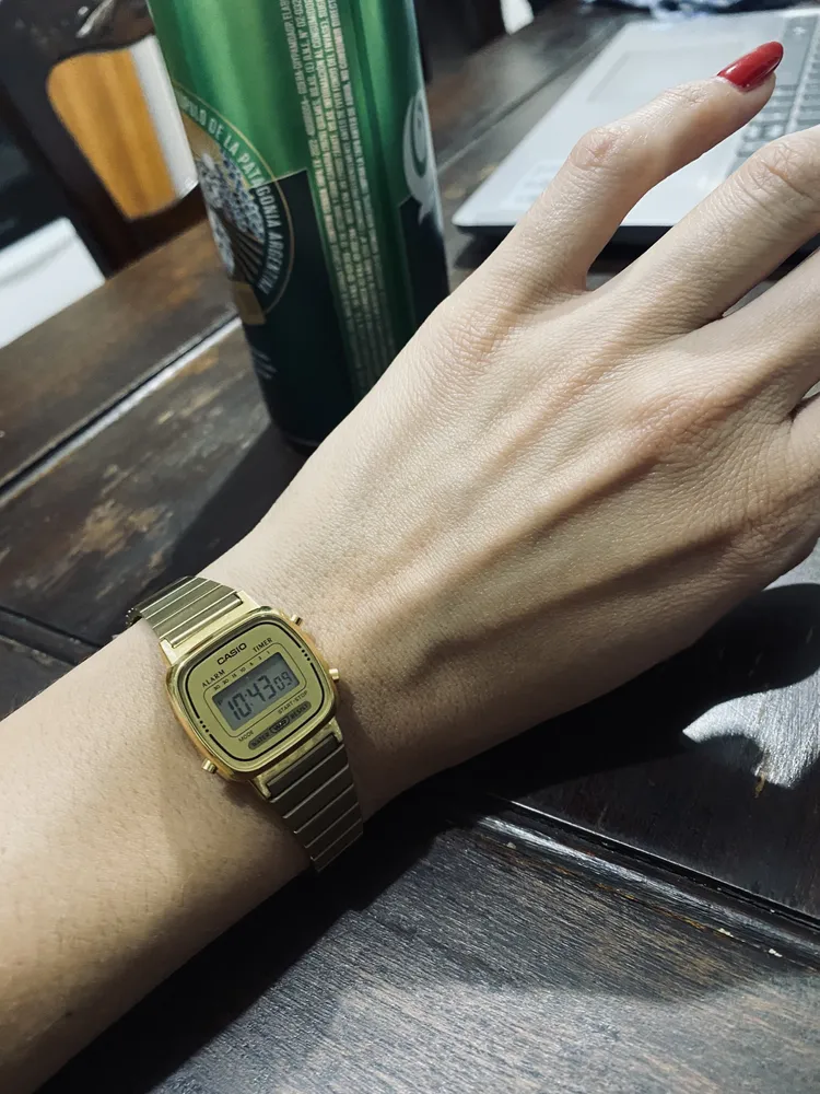 Casio top la670 gold