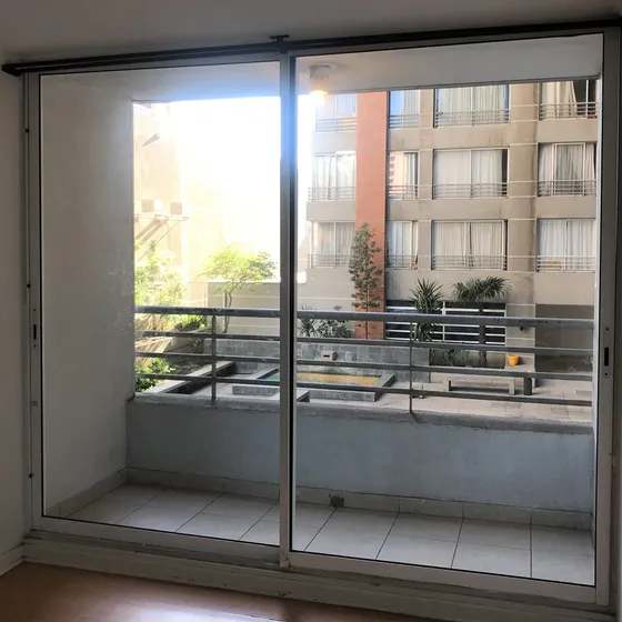 Departamento Cómodo Y Funcional, Con Excelente Conectividad.