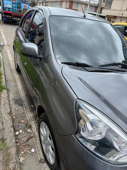 Nissan March 1.6 Sense At