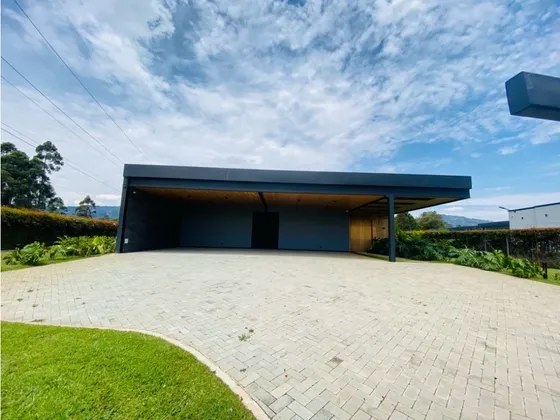 Casa Para Arriendo En Llanogrande Antioquia 