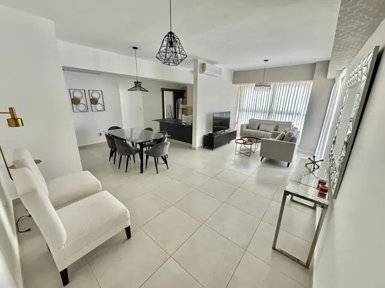 Apartamento Amueblado En Naco