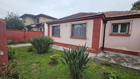 Amplia Y Acogedora Casa En Venta De 3 Dorm. En La Reina Amplia Y Acogedora Casa En Venta De 3 Dorm. En La Reina