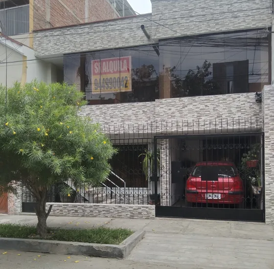 Alquilo Departamento Amplio, Acceso Independiente (todo 2°pi